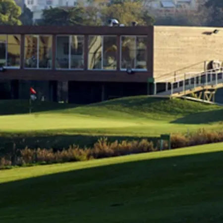 Famille Au Coeur De Lisbonne *