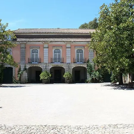 Famille Au Coeur De Lisbonne *