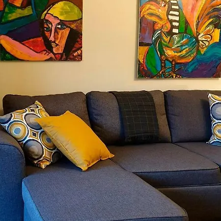 Famille Au Coeur De Lisbonne *